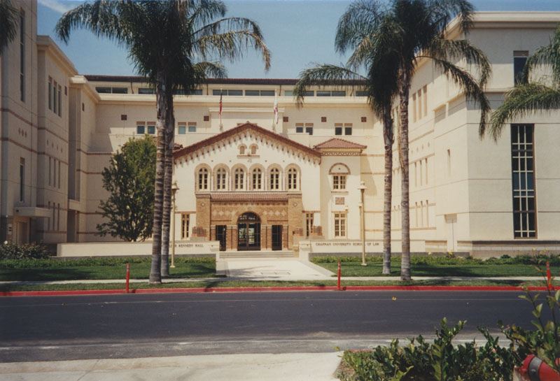 美国加州查普曼大学图片